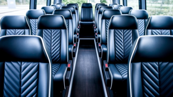 18 passenger minibus rental pensacola